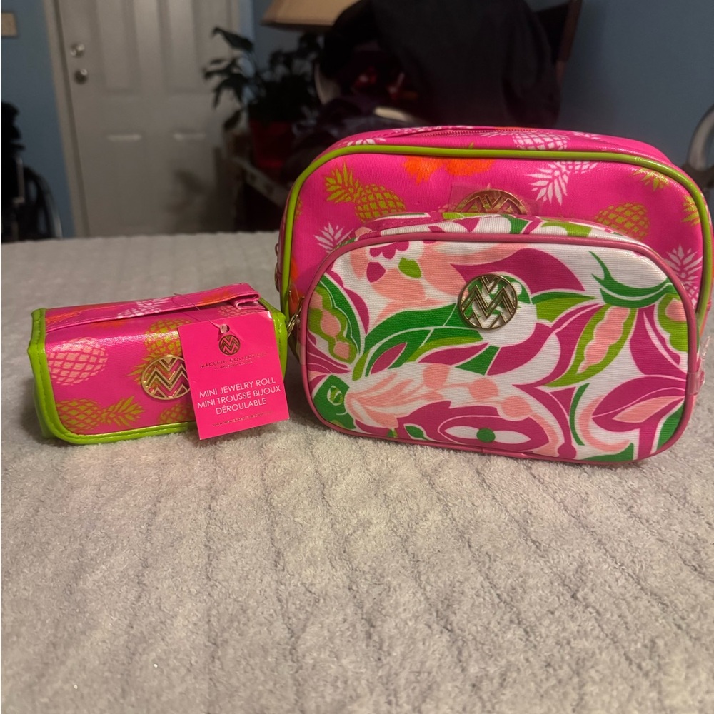 Macbeth Collection by Margaret Josephs Pink/Green Cosmetic/Jewelry Travel Set - Picture 12 of 13